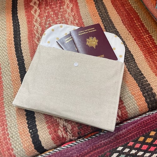 trousse passeport